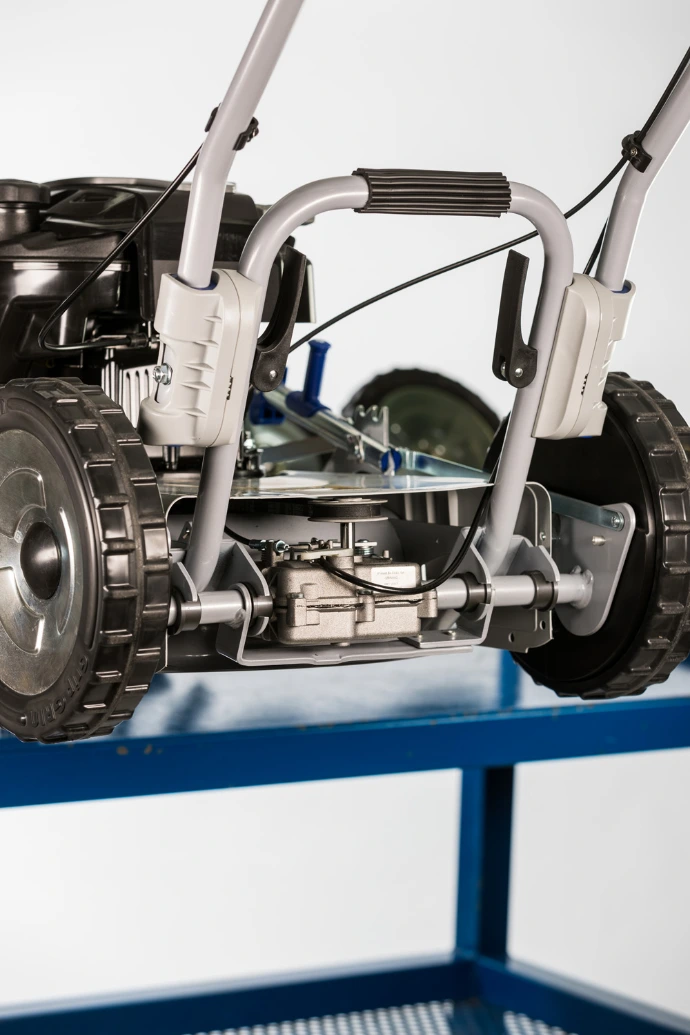 Grin Service - Werkplaats - Reparatie - Onderhoud - Wolfs Tuinmachines Onstwedde