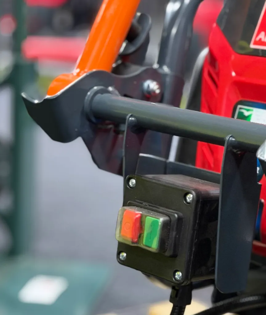 NajaarsACTIE - Altrad Trilplaat PCLX 32 E+ - 82V Cramer Accu - wolfs tuinmachines4.webp