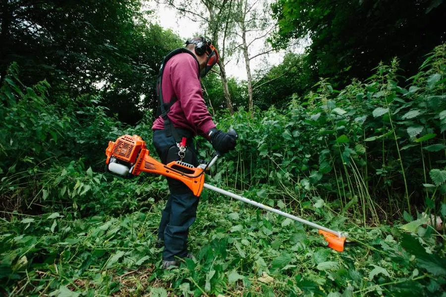 ECHO SRM-420ESU Bosmaaier Wolfs Tuinmachines Onstwedde2.webp