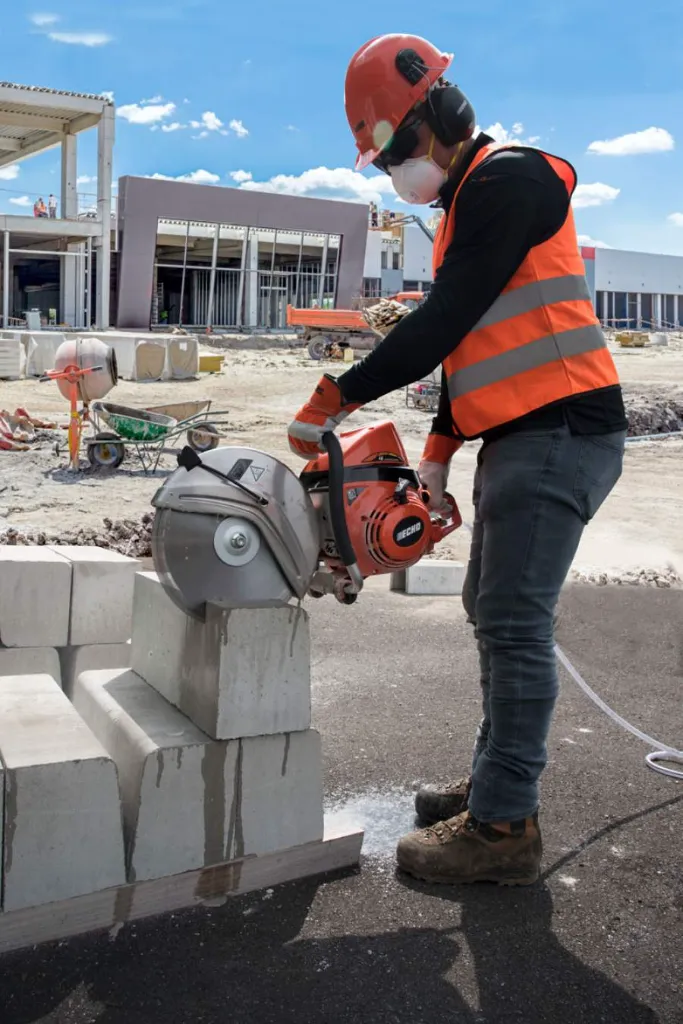 ECHO CSG-7410ES Bandenzaag Wolfs Tuinmachines Onstwedde3.webp