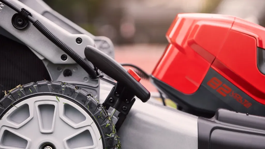 CRAMER 82LM46SX 82V Professionele aangedreven Gazonmaaier 46 cm 3.webp