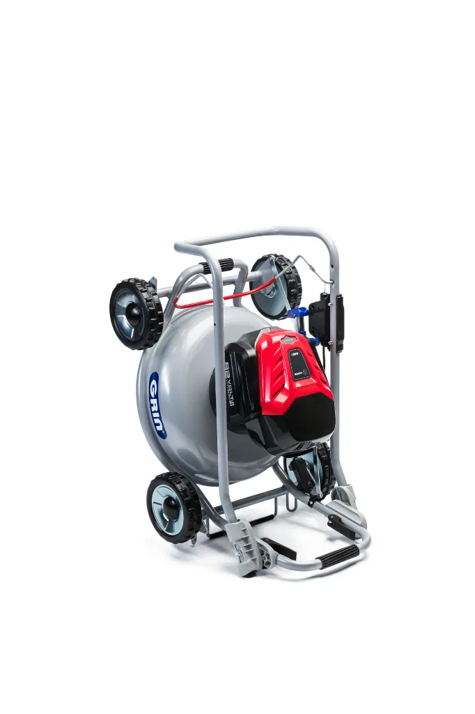 BM46-82V - in piedi su sfondo bianco.webp