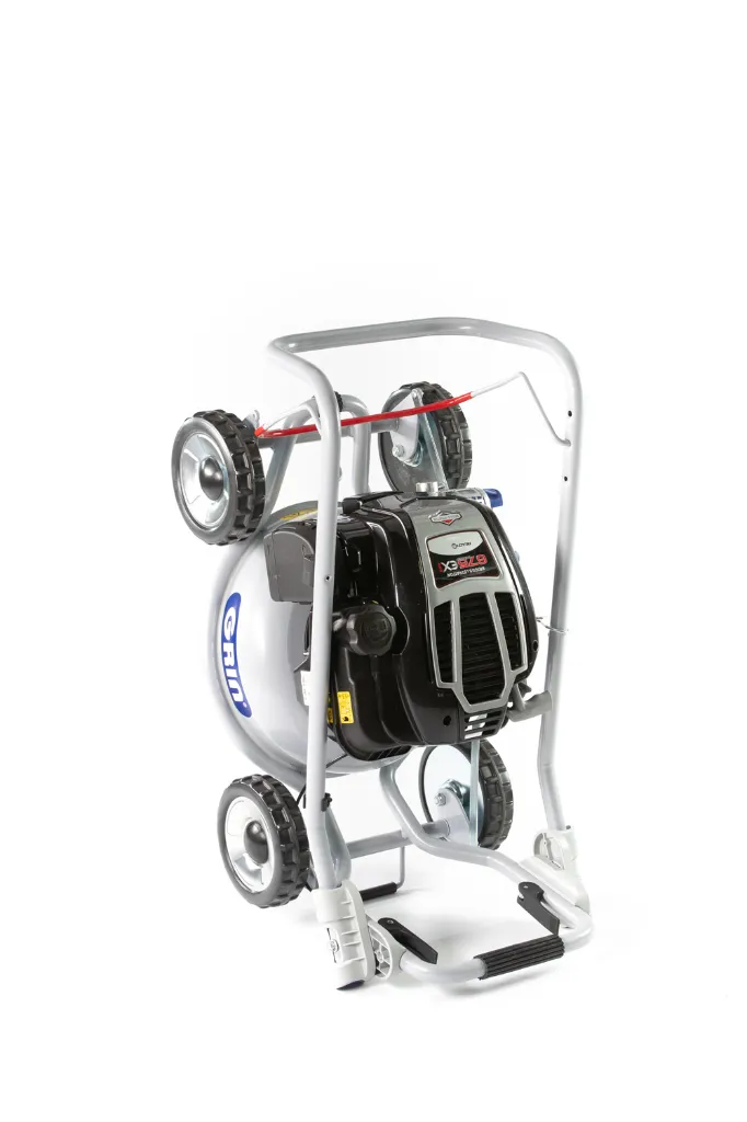 HM37 - in piedi a 3-4 sfondo bianco - 64.webp